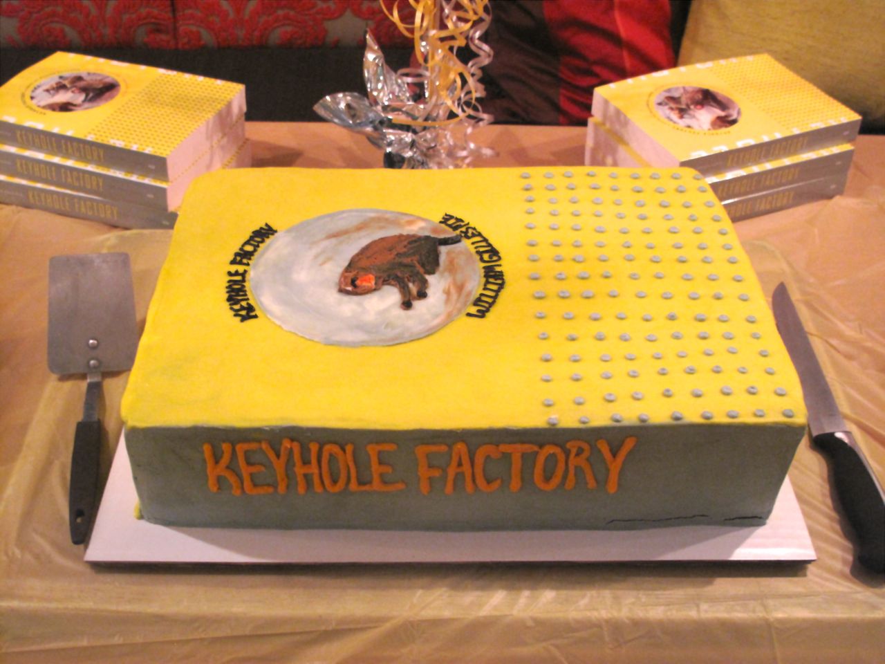 Keyhole Cake